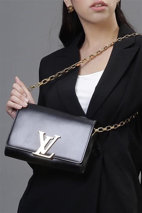 buy louis vuitton chain louise bag black|louis vuitton chain shoulder bag.